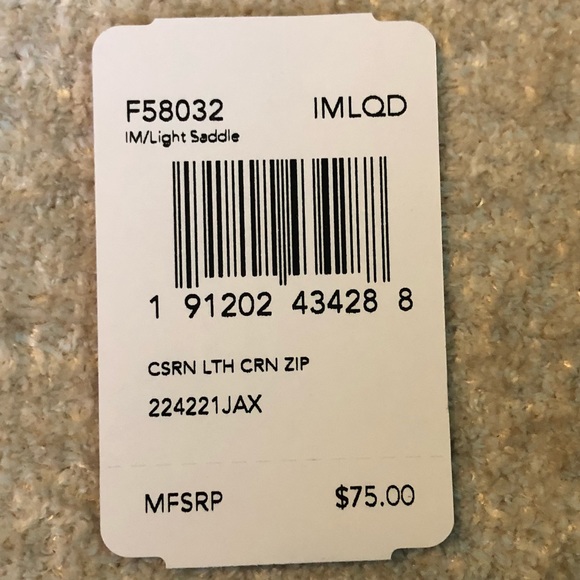 NEW Coach Light Saddle Leather Wristlet - Picture 4 of 4